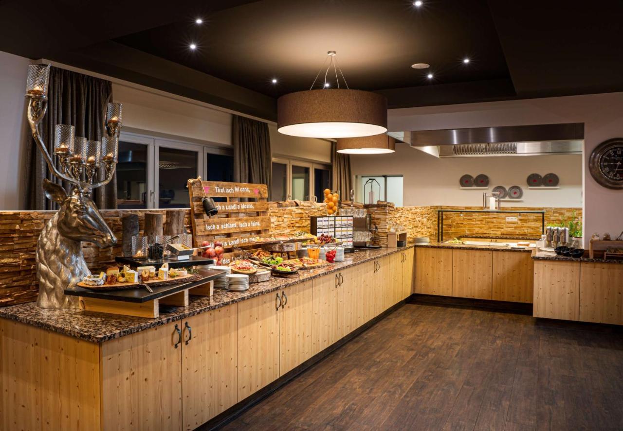 Kuhotel By Rilano Bald Elaya Hotel Steinplatte Waidring Bagian luar foto