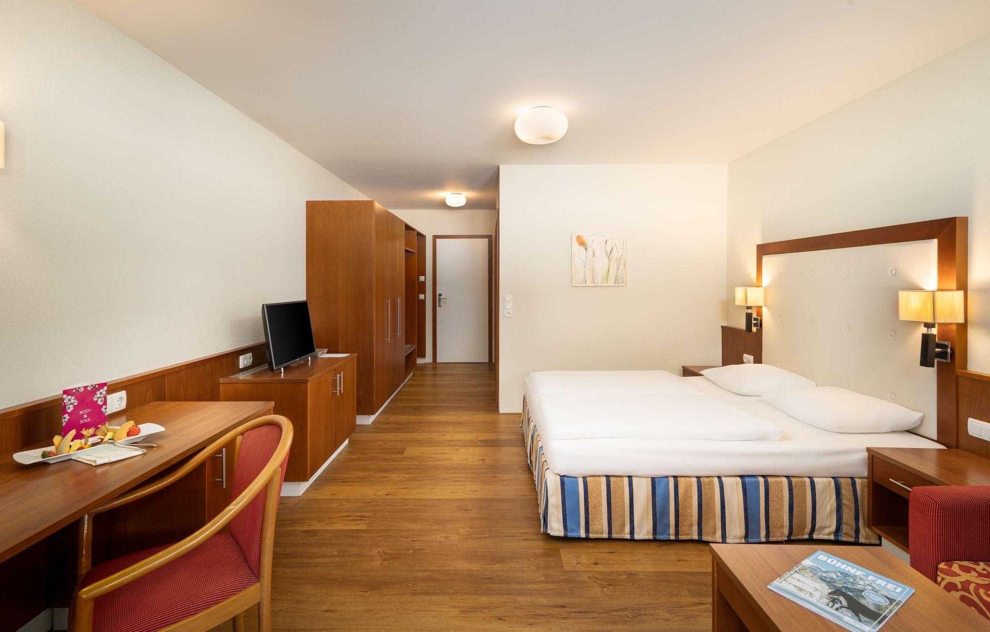 Kuhotel By Rilano Bald Elaya Hotel Steinplatte Waidring Bagian luar foto
